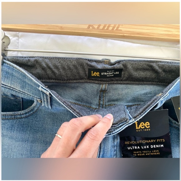 NWT Lee Ultra Lux Denim Jeans Size 12 - Picture 2 of 4